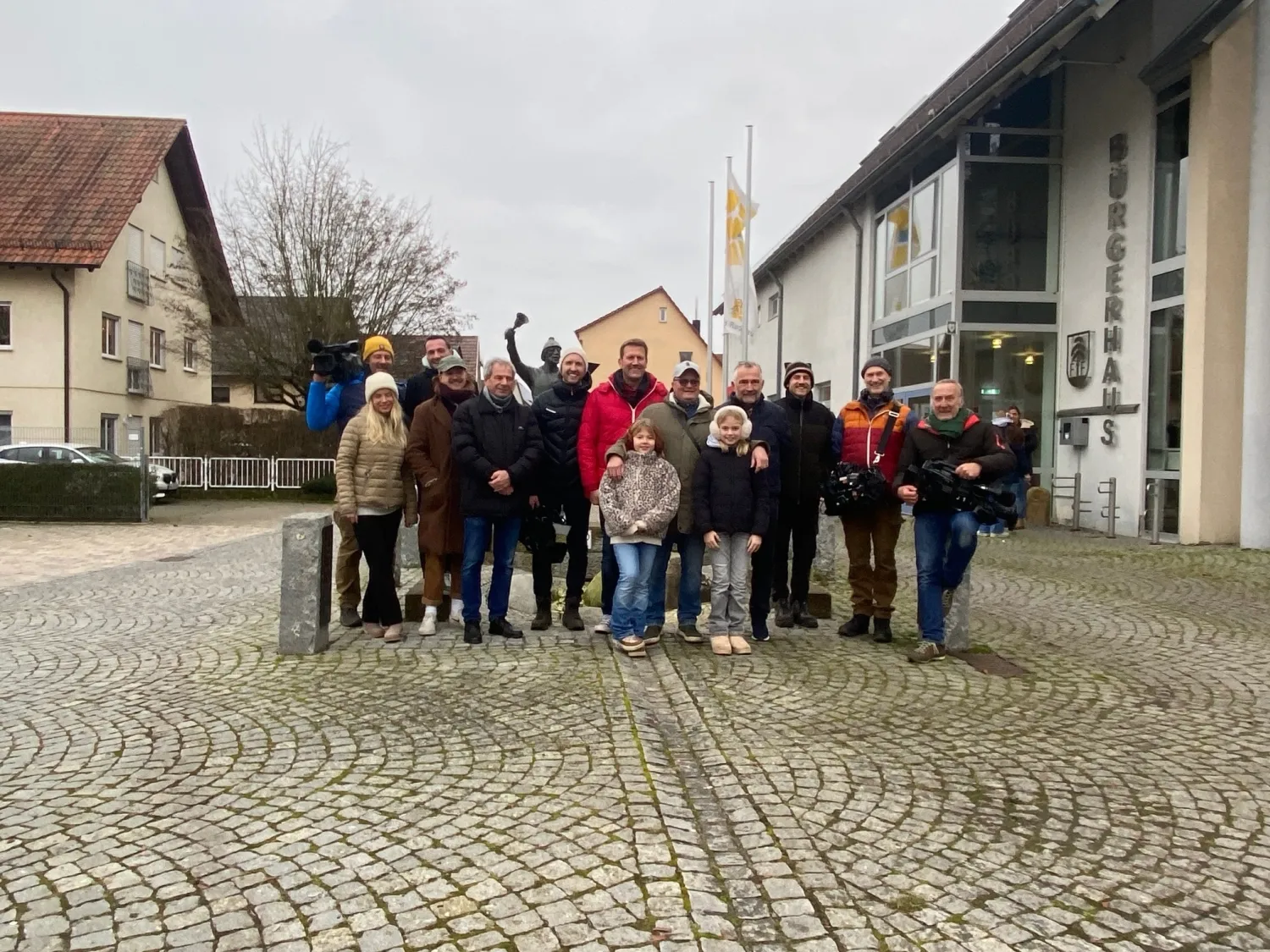 Drehteam und Helfer (Bild: privat)